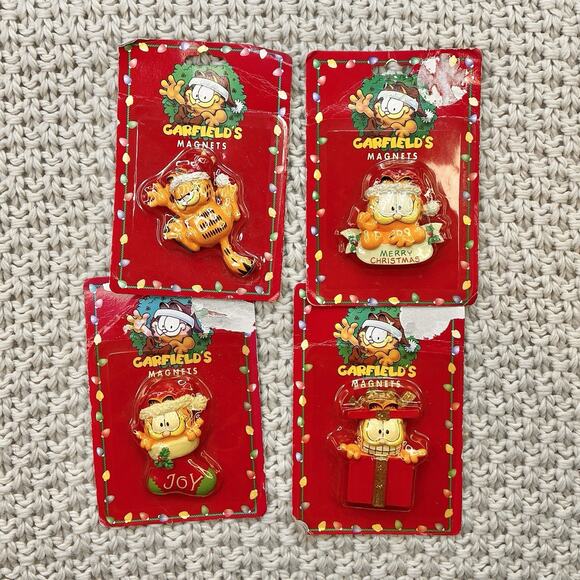 Vintage Garfield Christmas Refrigerator Magnets lot of 4 PAWS 1996 Orange Cat - Picture 1 of 10